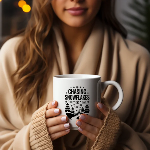 Mug shasing snowflakes